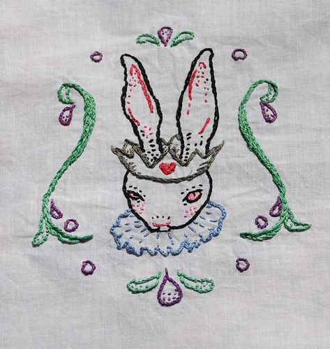 Rabbit Queen stitched by Pinkhare